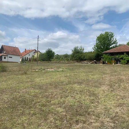 Kuca Sokolovica 度假居 *